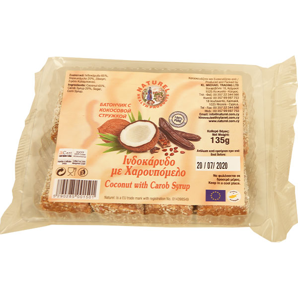 Gâteau de noix de coco avec de caroube